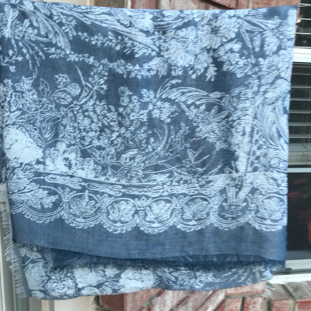 Svelte feeling light denim blue scarf /pashmina